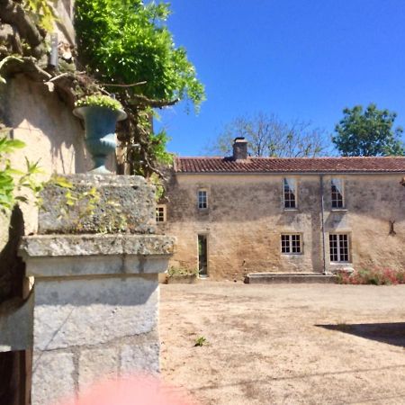 Bed and Breakfast Logis De La Touche Saint-Hilaire-des-Loges Екстер'єр фото